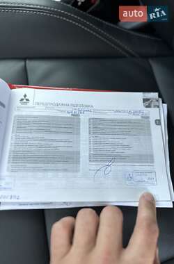 Внедорожник / Кроссовер Mitsubishi Outlander 2021 в 