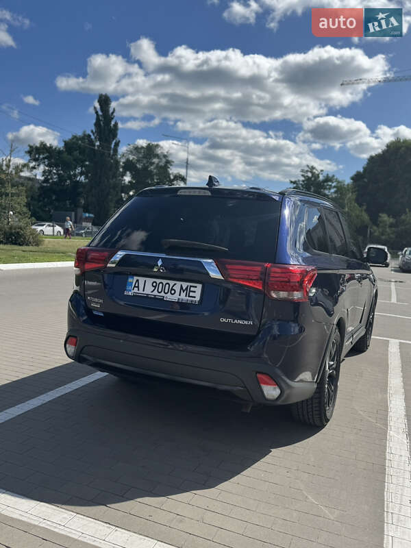 Mitsubishi Outlander 2017