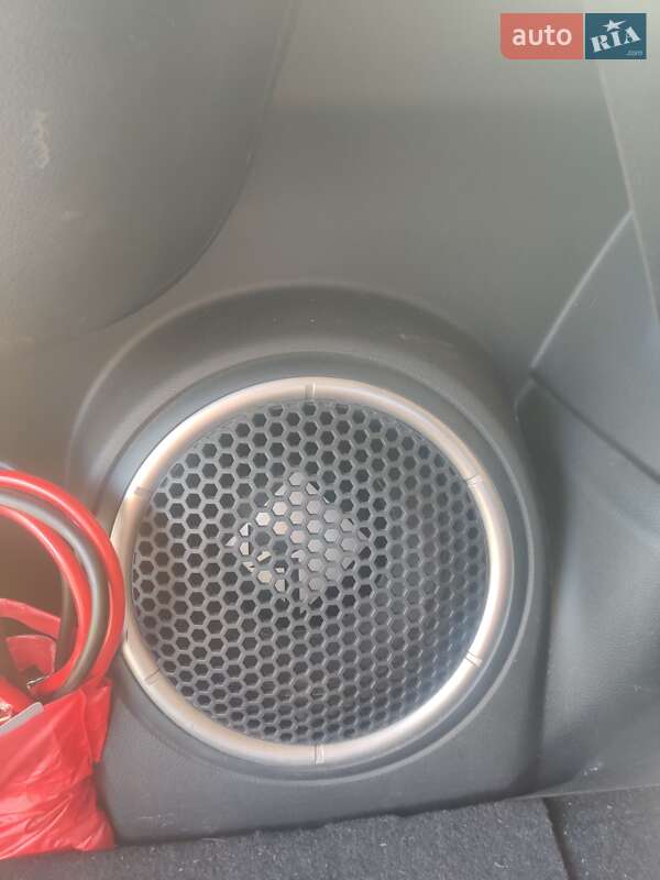 Внедорожник / Кроссовер Mitsubishi Outlander 2013 в Киеве