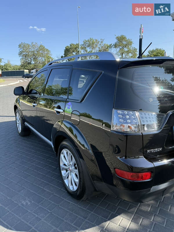 Позашляховик / Кросовер Mitsubishi Outlander 2008 в Одесі