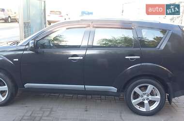 Внедорожник / Кроссовер Mitsubishi Outlander 2008 в 