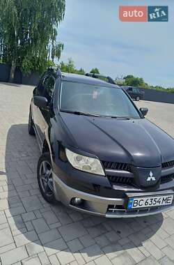 Позашляховик / Кросовер Mitsubishi Outlander 2005 в Брошневі-Облозі