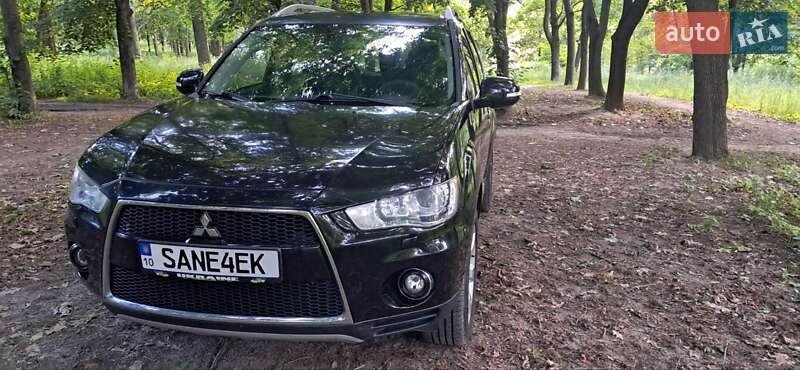 Внедорожник / Кроссовер Mitsubishi Outlander 2010 в Боярке