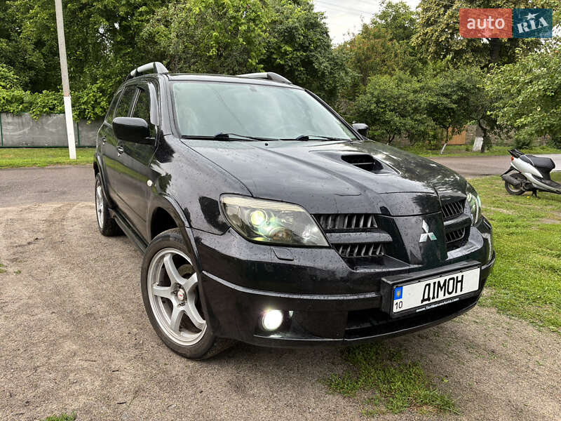 Внедорожник / Кроссовер Mitsubishi Outlander 2004 в Белой Церкви