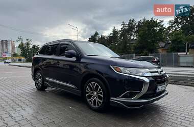 Внедорожник / Кроссовер Mitsubishi Outlander 2015 в Броварах