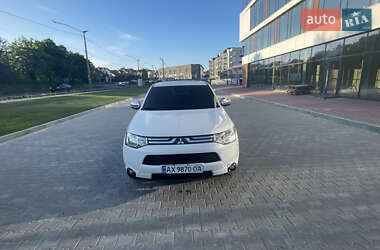 Позашляховик / Кросовер Mitsubishi Outlander 2013 в Рівному