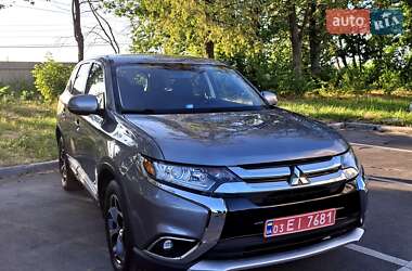 Внедорожник / Кроссовер Mitsubishi Outlander 2019 в Виннице
