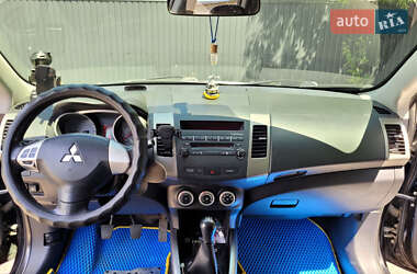 Внедорожник / Кроссовер Mitsubishi Outlander 2008 в 