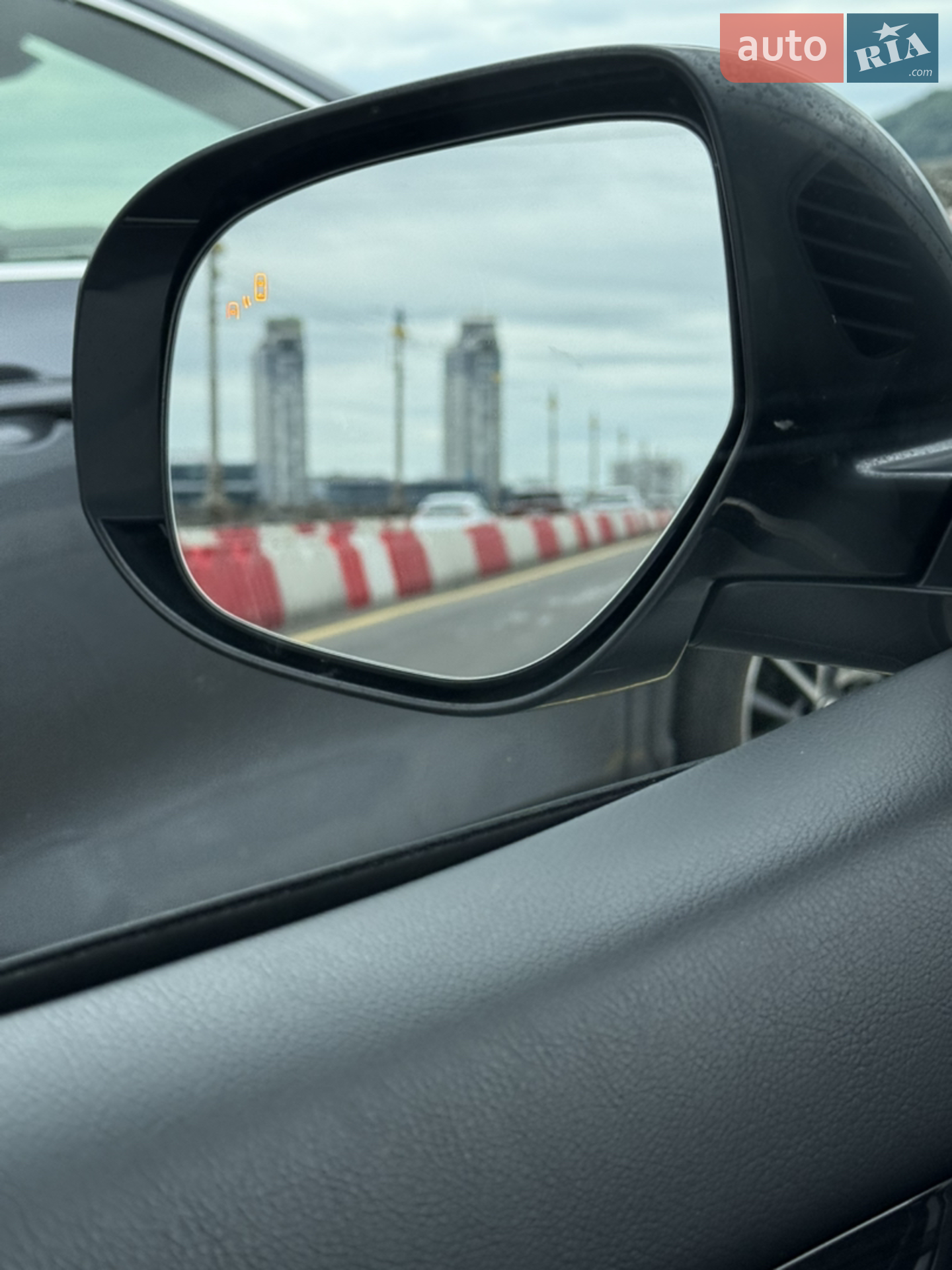 2018 Mitsubishi Outlander - мініатюра 23