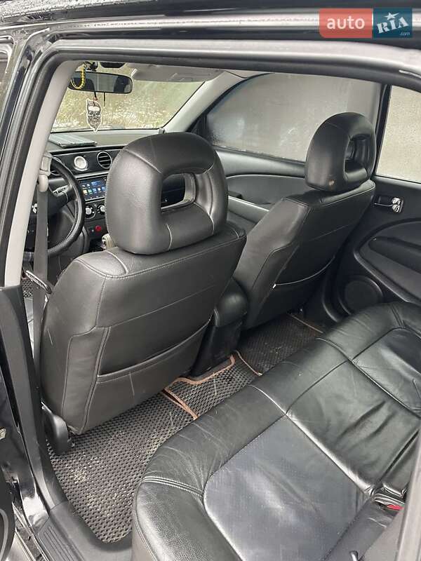 Внедорожник / Кроссовер Mitsubishi Outlander 2003 в Белой Церкви