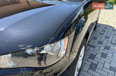 Позашляховик / Кросовер Mitsubishi Outlander 2010 в 