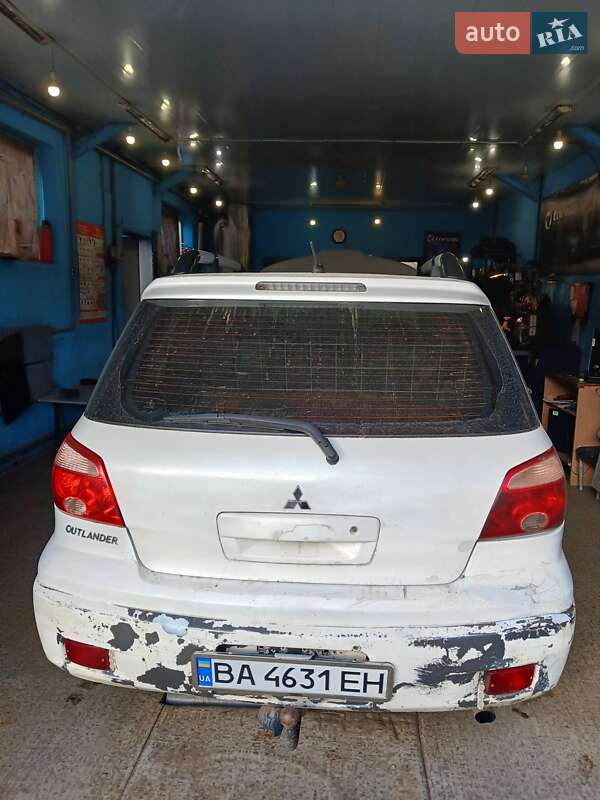 Позашляховик / Кросовер Mitsubishi Outlander 2004 в Кропивницькому