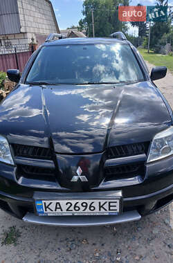 Внедорожник / Кроссовер Mitsubishi Outlander 2008 в 