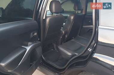 Внедорожник / Кроссовер Mitsubishi Outlander 2009 в 