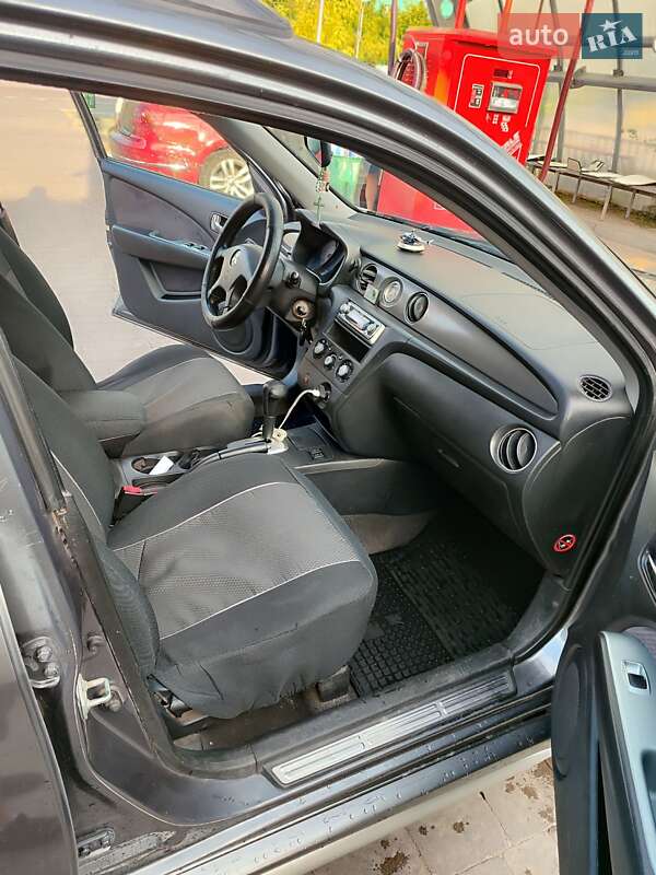 Внедорожник / Кроссовер Mitsubishi Outlander 2005 в Львове