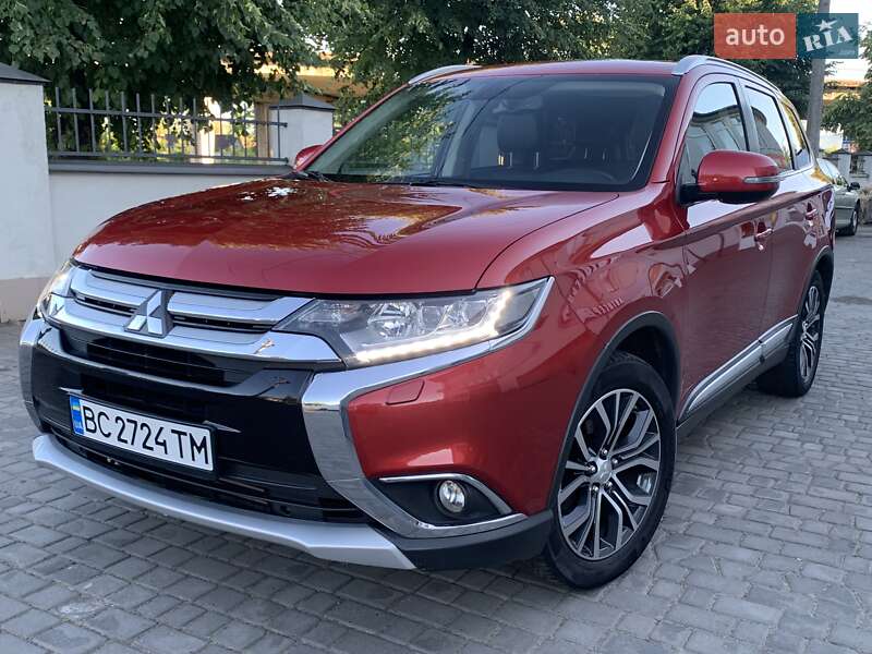 Внедорожник / Кроссовер Mitsubishi Outlander 2015 в Дрогобыче