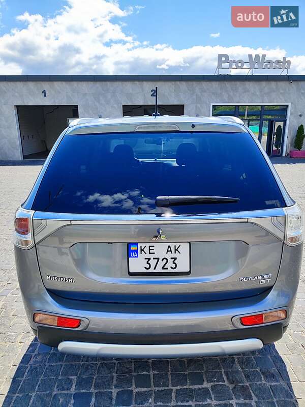 Внедорожник / Кроссовер Mitsubishi Outlander 2014 в Каменском фото 6 Внедорожник / Кроссовер Mitsubishi Outlander 2014 в Каменском