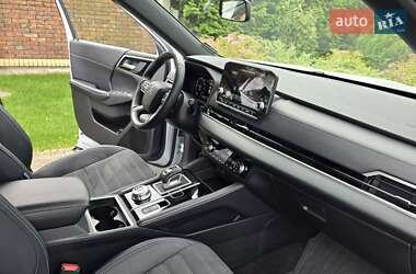 Внедорожник / Кроссовер Mitsubishi Outlander 2022 в 