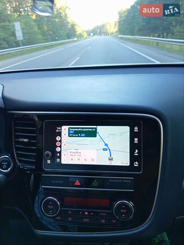 Позашляховик / Кросовер Mitsubishi Outlander 2019 в Києві