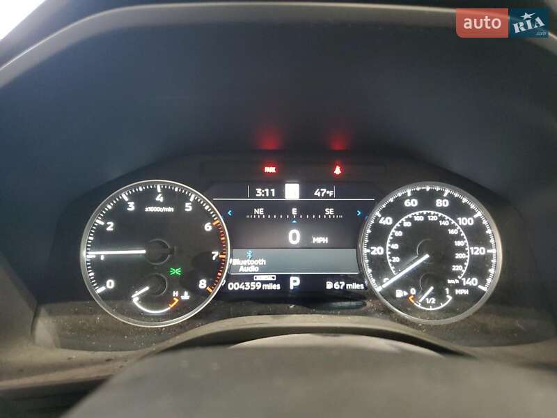 Внедорожник / Кроссовер Mitsubishi Outlander 2023 в Запорожье