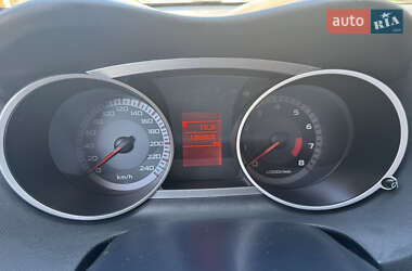Позашляховик / Кросовер Mitsubishi Outlander 2008 в Чернівцях