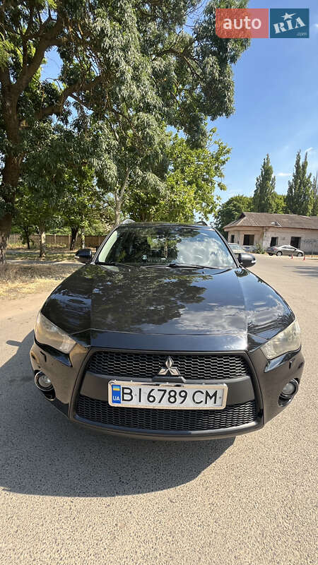 Внедорожник / Кроссовер Mitsubishi Outlander 2010 в Дружковке