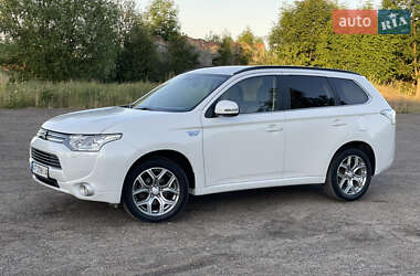 Позашляховик / Кросовер Mitsubishi Outlander 2013 в Рожнятові