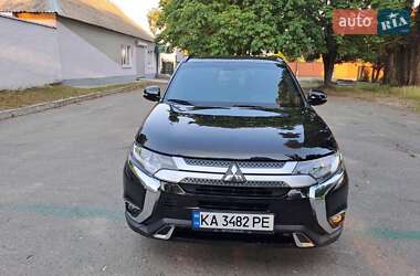 Внедорожник / Кроссовер Mitsubishi Outlander 2018 в Белой Церкви