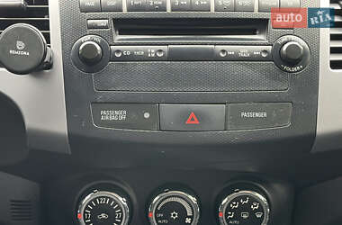 Внедорожник / Кроссовер Mitsubishi Outlander 2011 в 