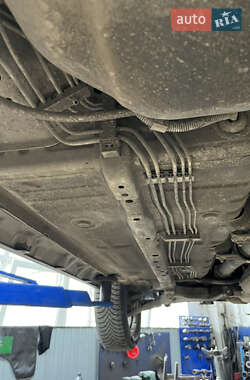 Внедорожник / Кроссовер Mitsubishi Outlander 2004 в 