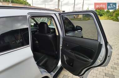 Внедорожник / Кроссовер Mitsubishi Outlander 2013 в 