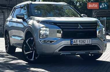 Позашляховик / Кросовер Mitsubishi Outlander 2022 в Дніпрі