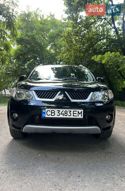 Внедорожник / Кроссовер Mitsubishi Outlander 2008 в 