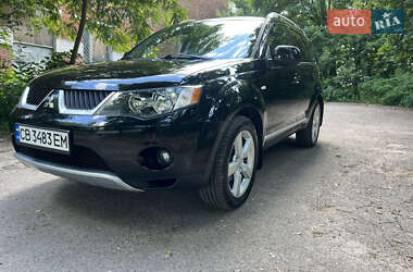 Внедорожник / Кроссовер Mitsubishi Outlander 2008 в 