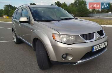 Внедорожник / Кроссовер Mitsubishi Outlander 2007 в Киеве