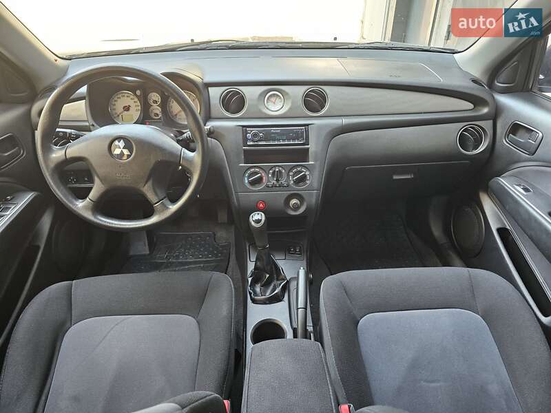 Внедорожник / Кроссовер Mitsubishi Outlander 2009 в Киеве
