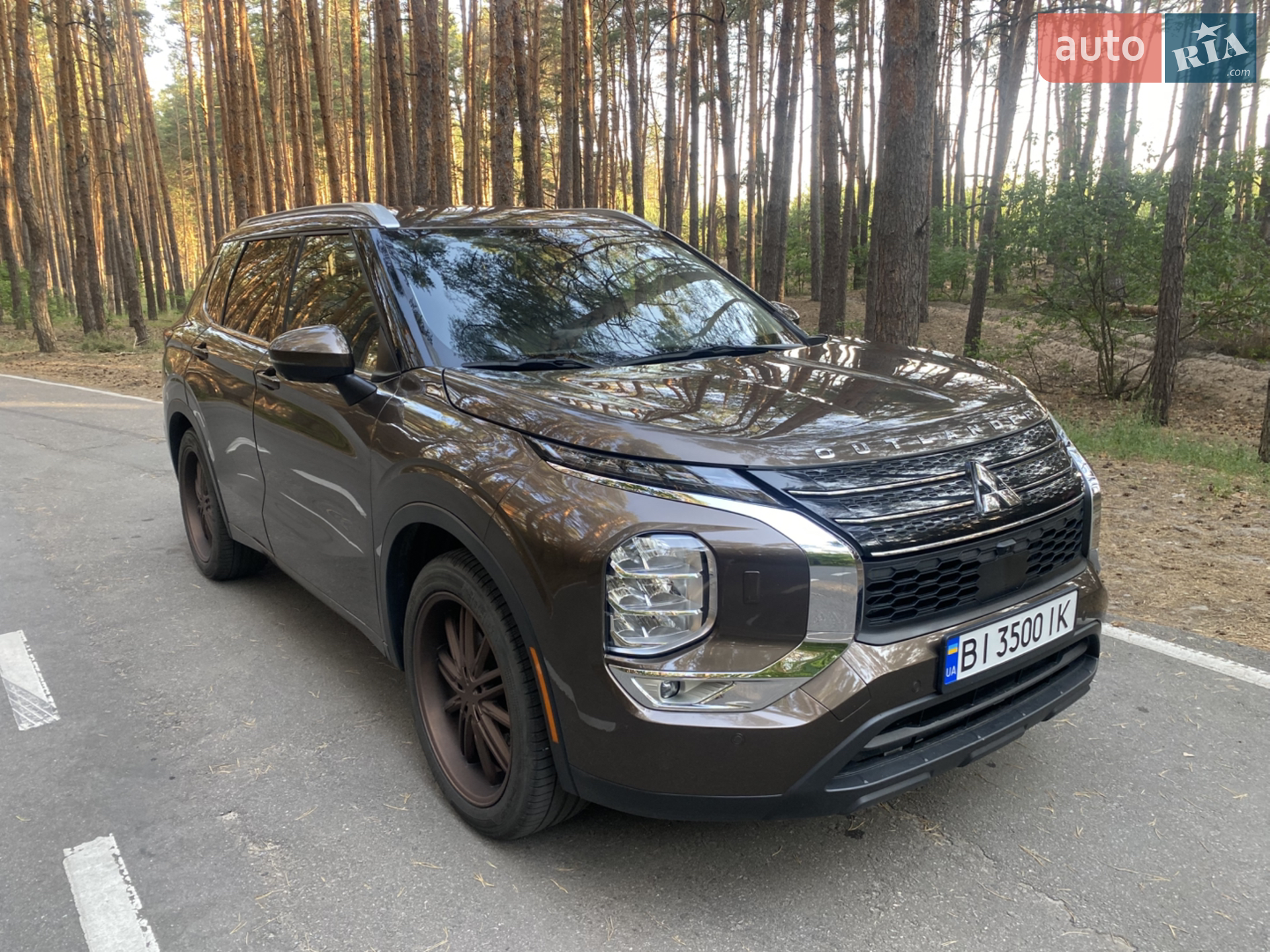 2022 Mitsubishi Outlander - мініатюра 2