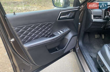 Внедорожник / Кроссовер Mitsubishi Outlander 2022 в 