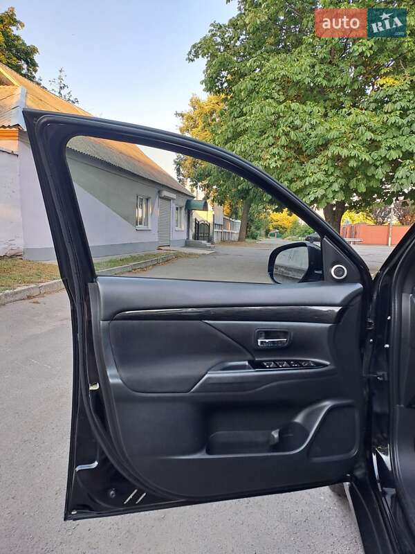 Позашляховик / Кросовер Mitsubishi Outlander 2018 в Білій Церкві