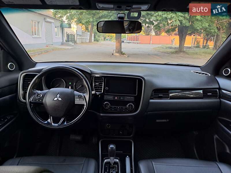 Позашляховик / Кросовер Mitsubishi Outlander 2018 в Білій Церкві
