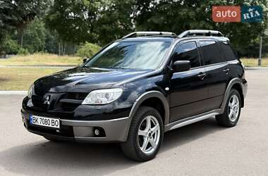 Позашляховик / Кросовер Mitsubishi Outlander 2006 в Рівному