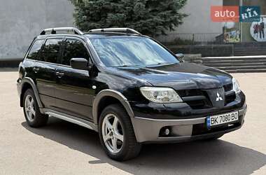 Внедорожник / Кроссовер Mitsubishi Outlander 2006 в 