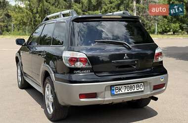 Внедорожник / Кроссовер Mitsubishi Outlander 2006 в 