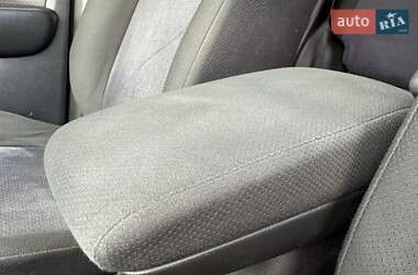 Внедорожник / Кроссовер Mitsubishi Outlander 2006 в 