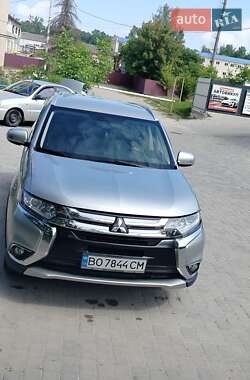 Внедорожник / Кроссовер Mitsubishi Outlander 2018 в Тернополе
