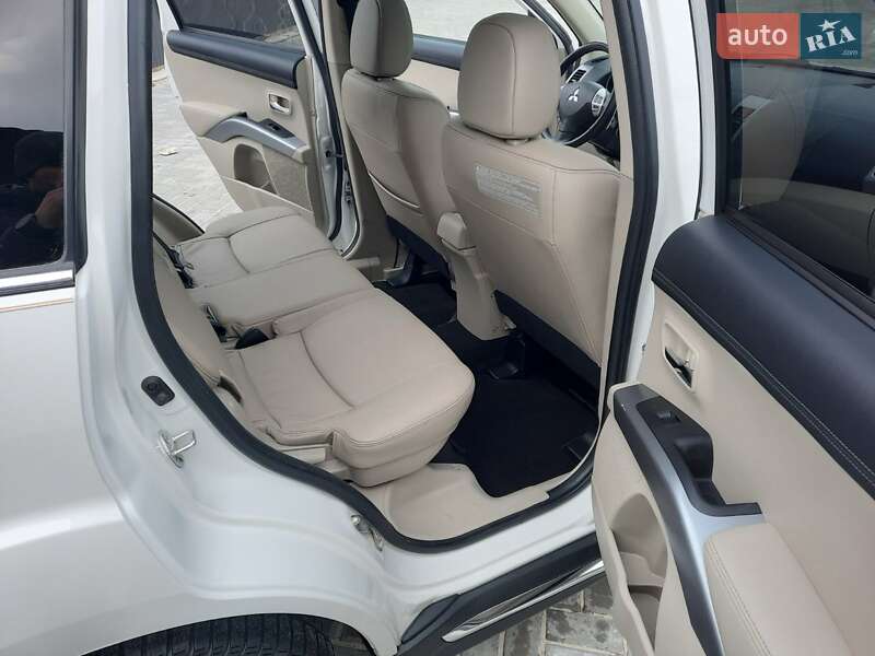 Внедорожник / Кроссовер Mitsubishi Outlander 2011 в Кропивницком