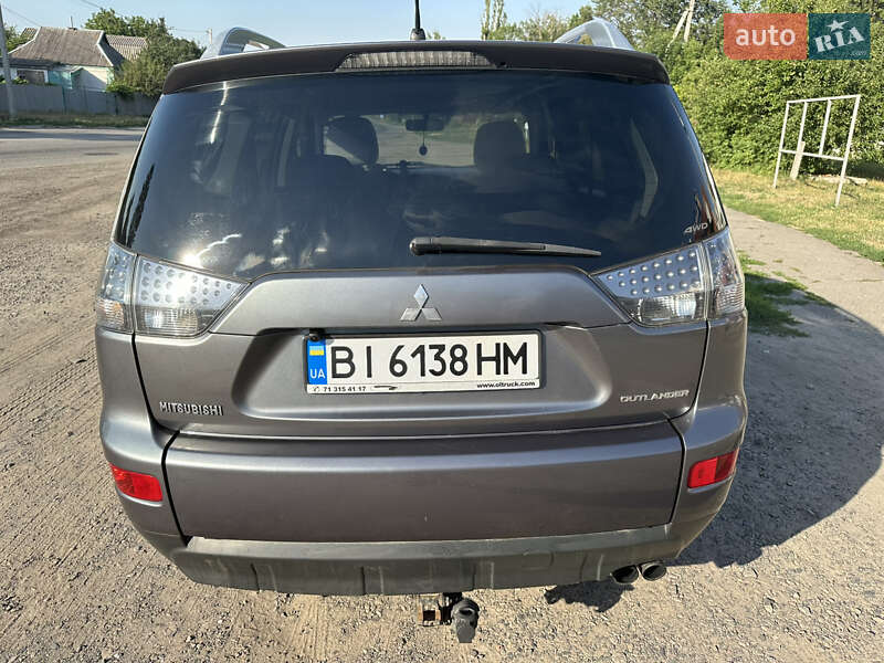 Внедорожник / Кроссовер Mitsubishi Outlander 2007 в Чутове