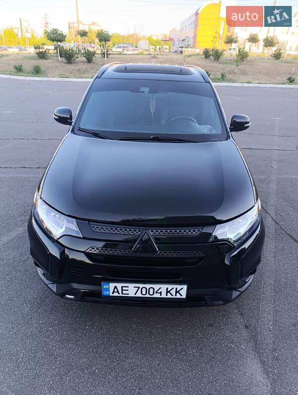 Mitsubishi Outlander 2020