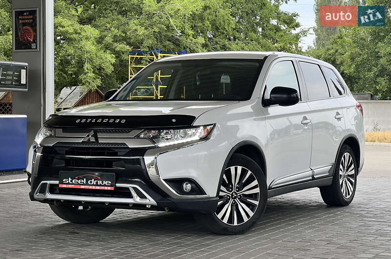 Mitsubishi Outlander 2018