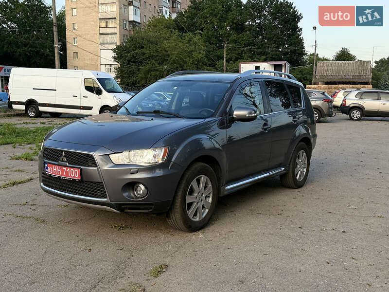 Mitsubishi Outlander 2010